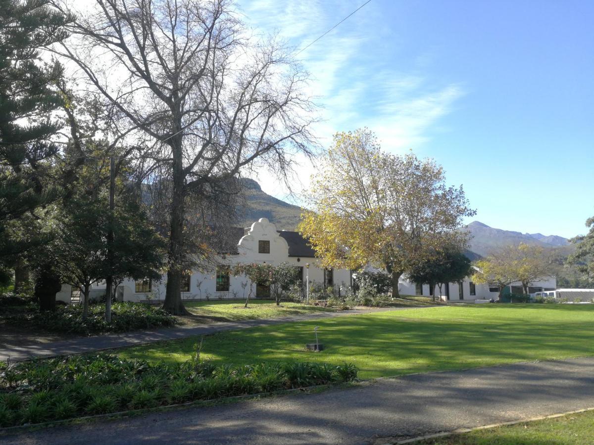 דירות פרנצ'הוק Le Arc Manor House מראה חיצוני תמונה